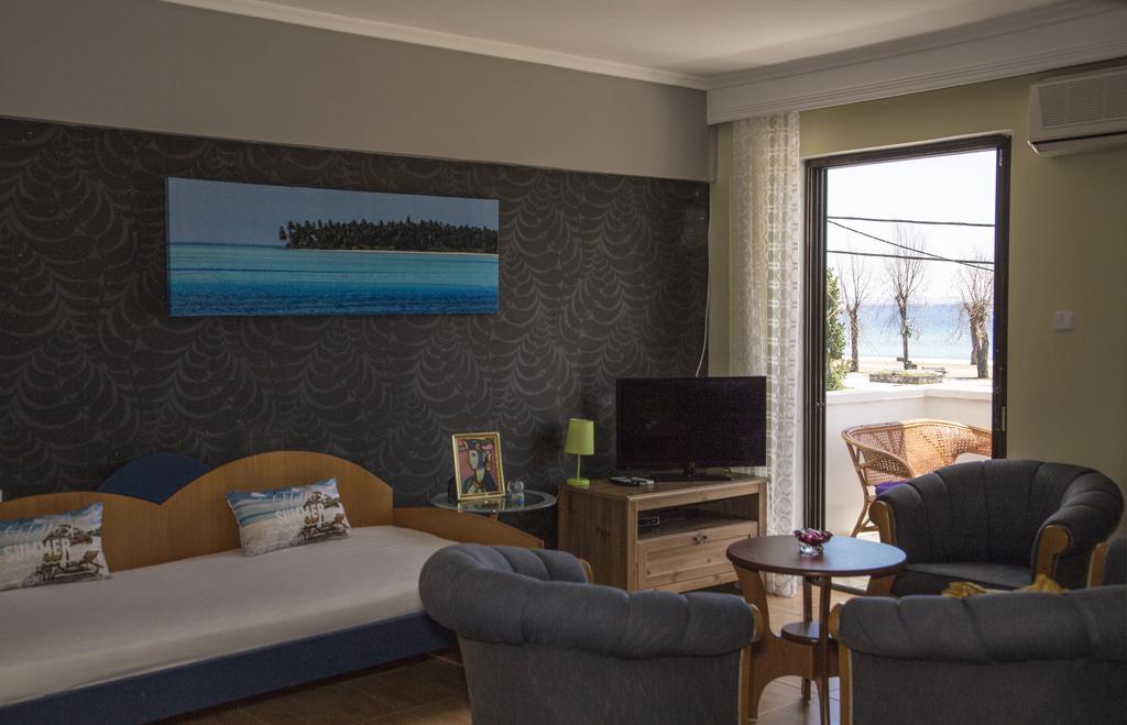 Park Apartment Паралія-Діонісіу Екстер'єр фото